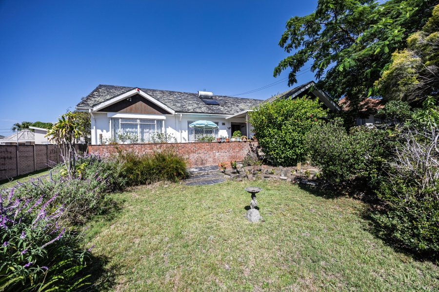 4 Bedroom Property for Sale in Berea Eastern Cape